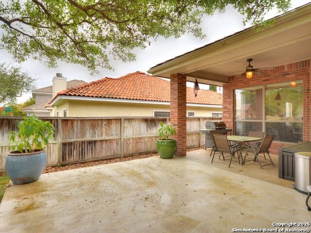 911 SERENE MDW, San Antonio, TX 78258