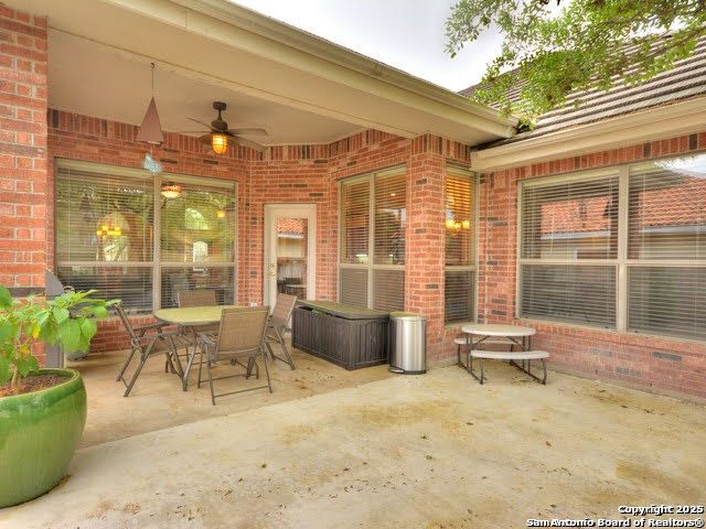 911 SERENE MDW, San Antonio, TX 78258