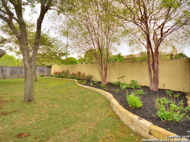911 SERENE MDW, San Antonio, TX 78258