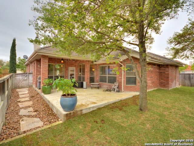 911 SERENE MDW, San Antonio, TX 78258