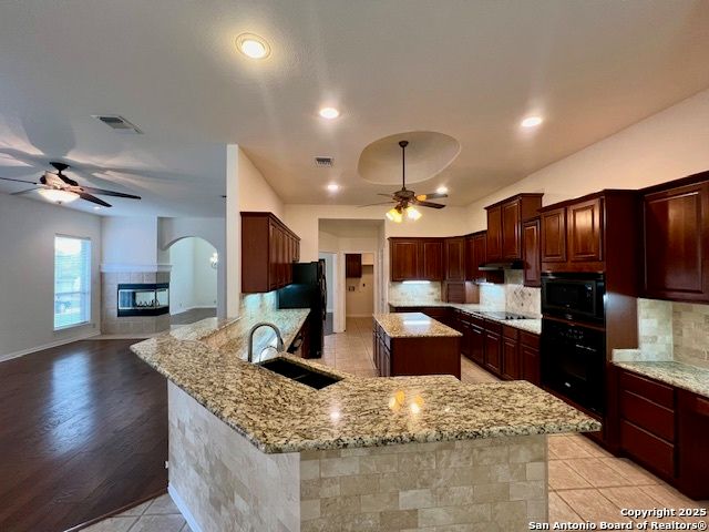 911 SERENE MDW, San Antonio, TX 78258