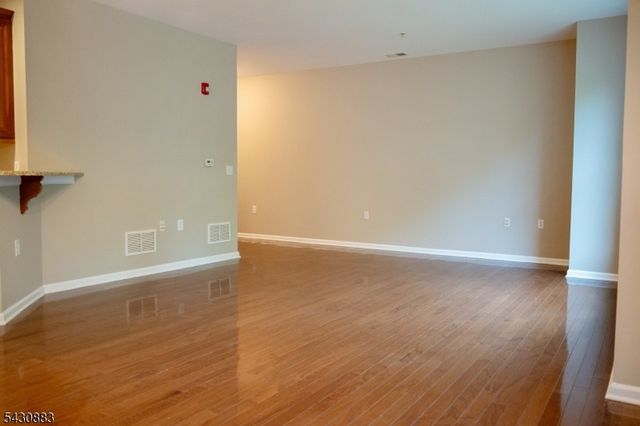 804 River Pl, Butler Boro, NJ 07405