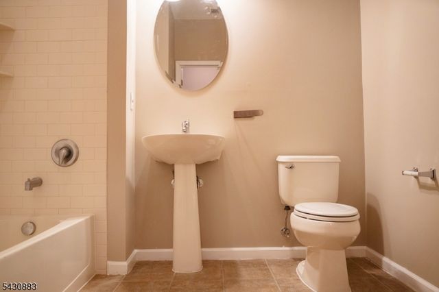 804 River Pl, Butler Boro, NJ 07405