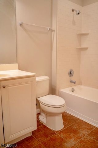 804 River Pl, Butler Boro, NJ 07405
