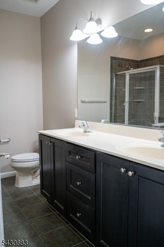 804 River Pl, Butler Boro, NJ 07405