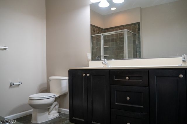 804 River Pl, Butler Boro, NJ 07405