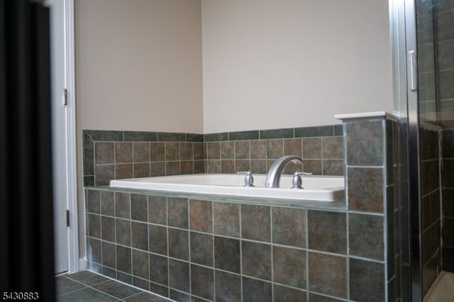 804 River Pl, Butler Boro, NJ 07405