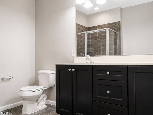 804 River Pl, Butler Boro, NJ 07405