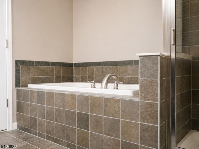 804 River Pl, Butler Boro, NJ 07405