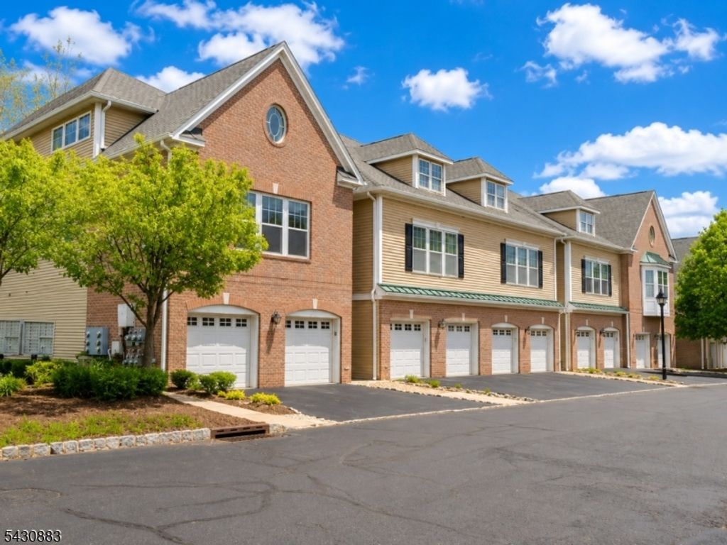 804 River Pl, Butler Boro, NJ 07405