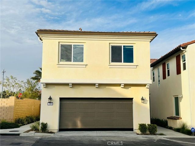 196 Bonita, Rialto, CA 92376