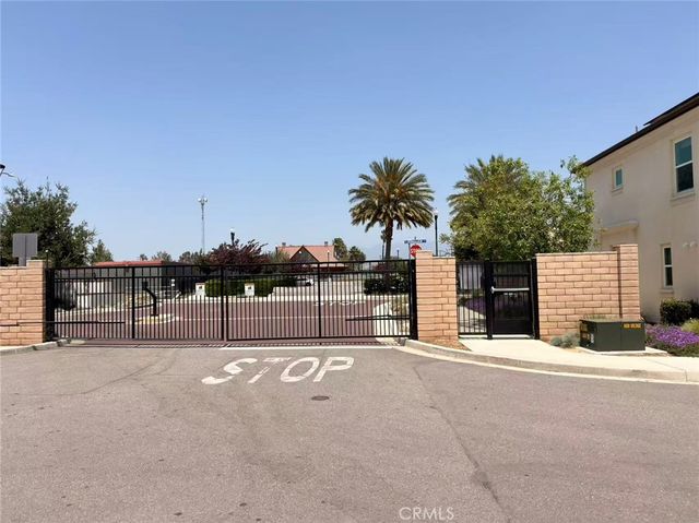 196 Bonita, Rialto, CA 92376