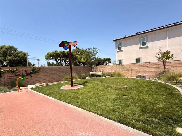 196 Bonita, Rialto, CA 92376
