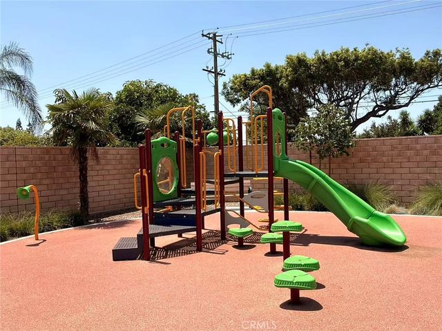 196 Bonita, Rialto, CA 92376
