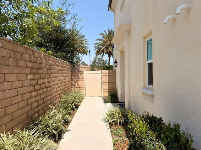 196 Bonita, Rialto, CA 92376