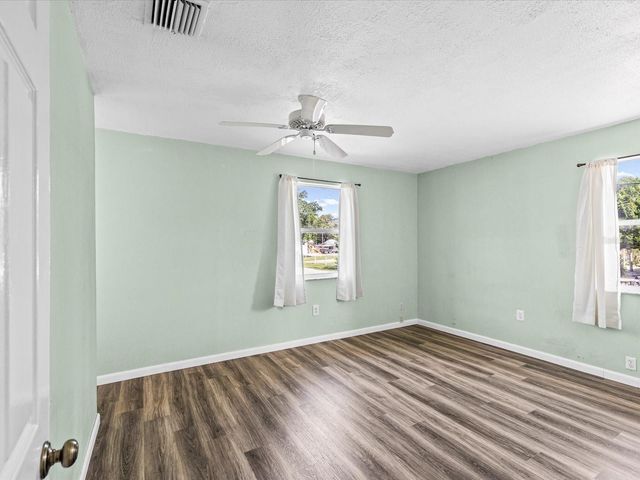 6150 ISLAND DRIVE, Weeki Wachee, FL 34607