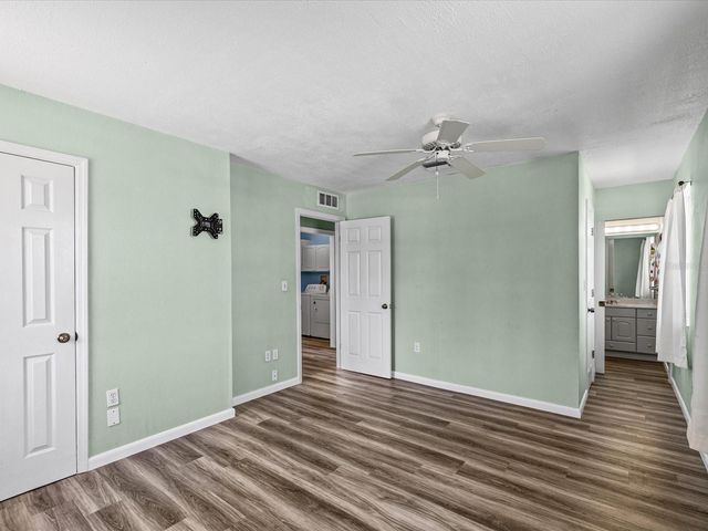 6150 ISLAND DRIVE, Weeki Wachee, FL 34607