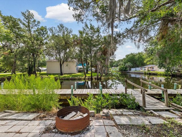 6150 ISLAND DRIVE, Weeki Wachee, FL 34607