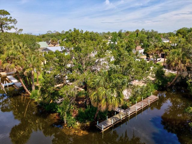 6150 ISLAND DRIVE, Weeki Wachee, FL 34607