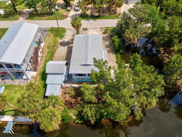 6150 ISLAND DRIVE, Weeki Wachee, FL 34607