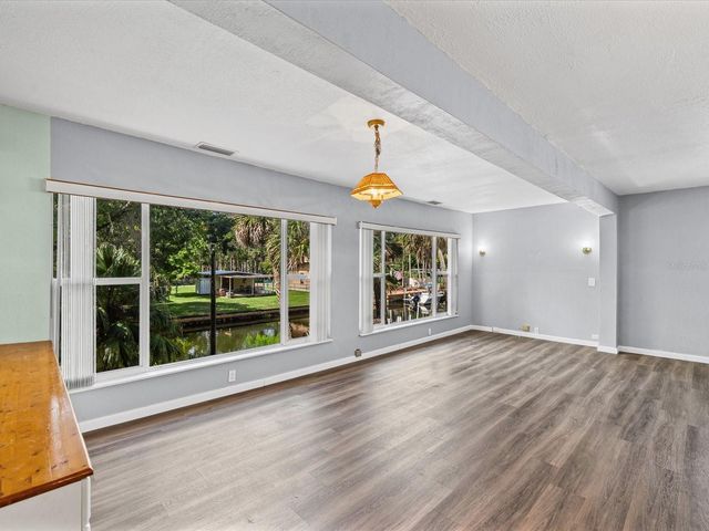 6150 ISLAND DRIVE, Weeki Wachee, FL 34607