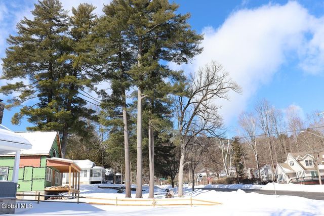 81 McGillis Avenue, Lake George, NY 12845