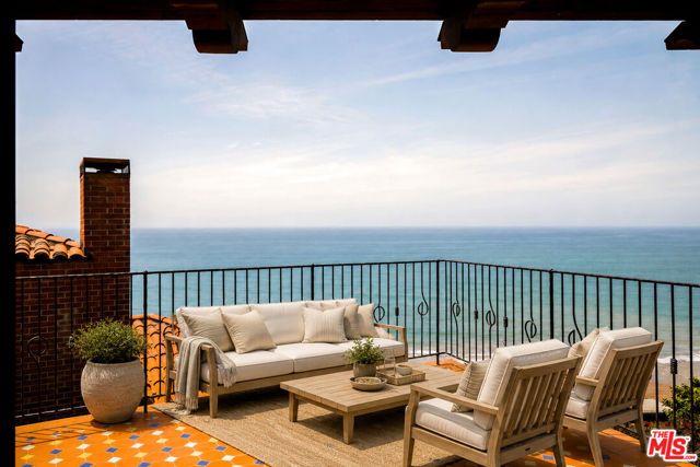 17638 Revello Drive, Los Angeles, CA 90272