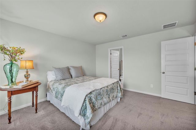 207 Patriot DR, Buda, TX 78610