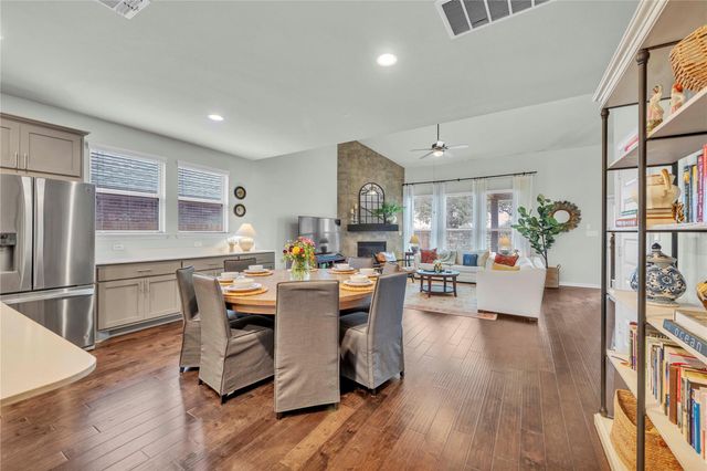 207 Patriot DR, Buda, TX 78610