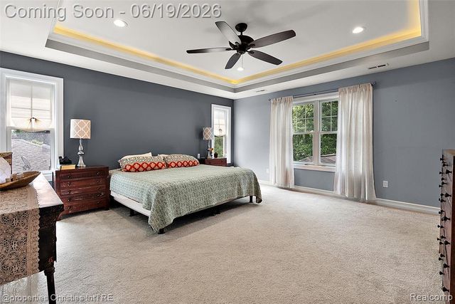 525 Broadacre Avenue, Clawson, MI 48017