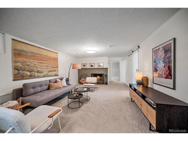 6046 S Valleyview St, Littleton, CO 80120