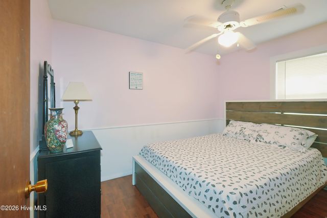 114 NW 21st Street, Oak Island, NC 28465