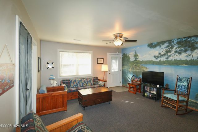 114 NW 21st Street, Oak Island, NC 28465