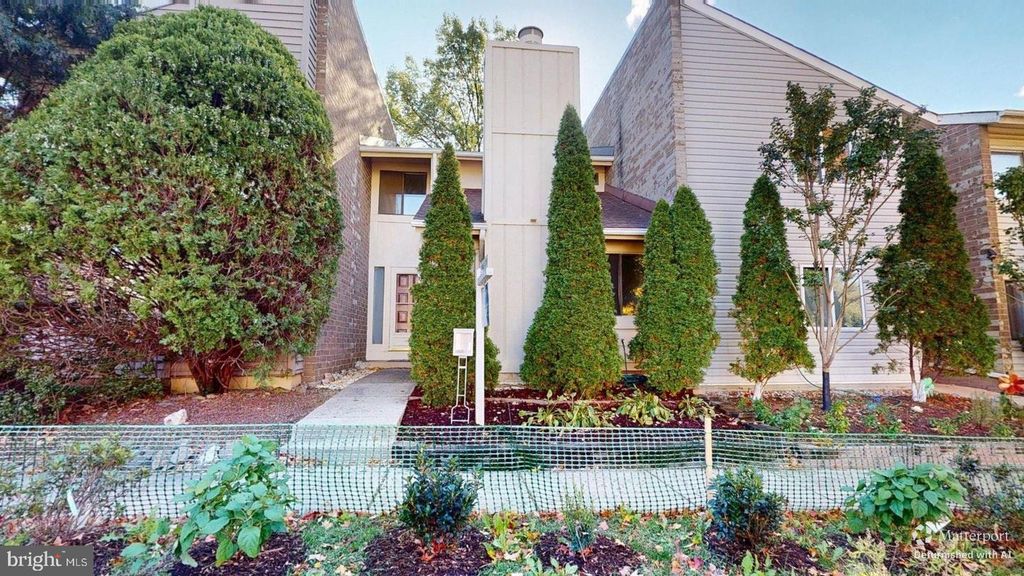 13366 HUNGERFORD PL, Herndon, VA 20170