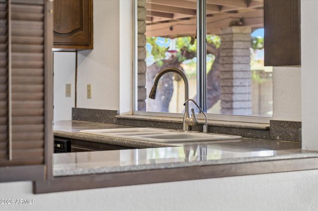 495 W KENT Drive, Chandler, AZ 85225