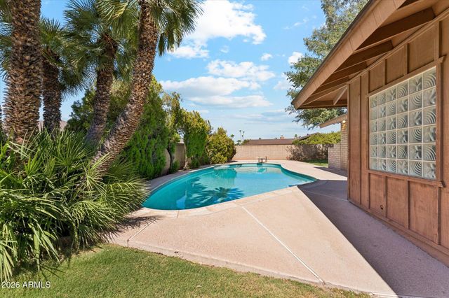 495 W KENT Drive, Chandler, AZ 85225