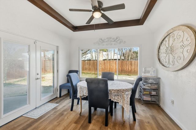 1105 Meadow Crest Lane, Mansfield, TX 76063