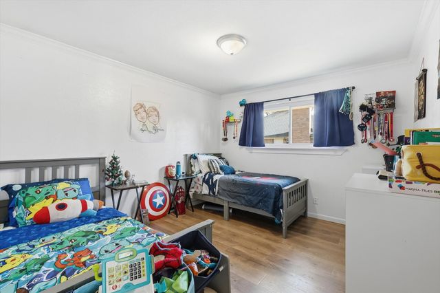 1105 Meadow Crest Lane, Mansfield, TX 76063