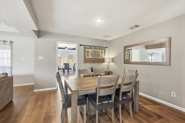 1105 Meadow Crest Lane, Mansfield, TX 76063