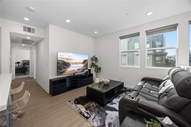 11026 Momentum, Rancho Cucamonga, CA 91730