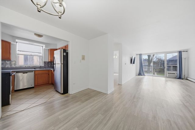 415 Wesley Avenue 21, Oak Park, IL 60302