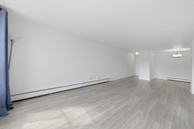 415 Wesley Avenue 21, Oak Park, IL 60302