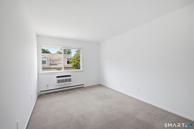 255 Strawberry Hill Avenue E5, Stamford, CT 06902