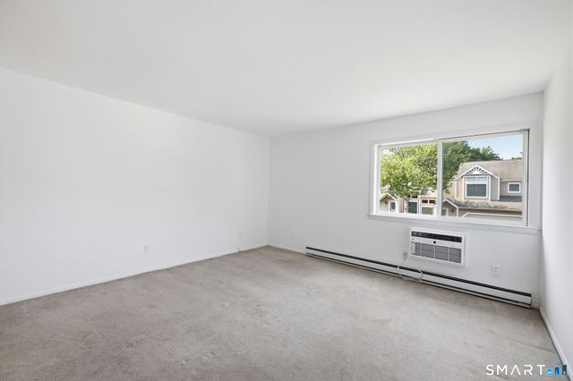 255 Strawberry Hill Avenue E5, Stamford, CT 06902