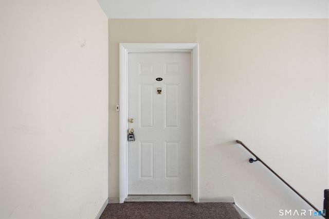 255 Strawberry Hill Avenue E5, Stamford, CT 06902
