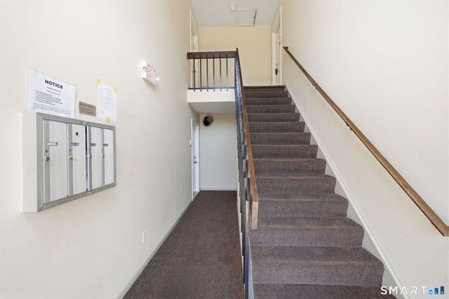255 Strawberry Hill Avenue E5, Stamford, CT 06902