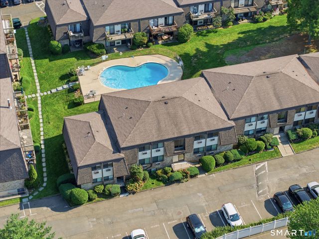 255 Strawberry Hill Avenue E5, Stamford, CT 06902