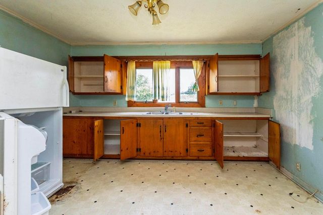 14329 Lower East Valley Road, Pikeville, TN 37367