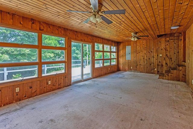 14329 Lower East Valley Road, Pikeville, TN 37367