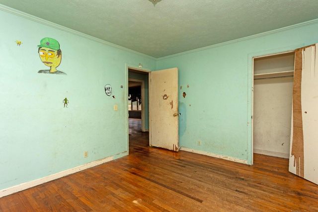 14329 Lower East Valley Road, Pikeville, TN 37367